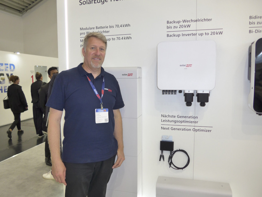 Robert Bruchner, Head of Sales & Marketing Solar Edge Germany presents new products.