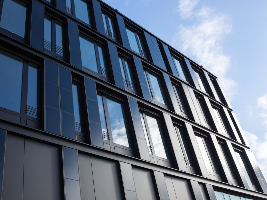 ZSW’s prize-winning solar façade - pv Europe