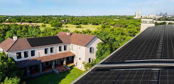 Vertex S ultra-high performance modules have been specifically designed as the universal fit for all kinds of residential, commercial and industrial rooftop applications. - © Trina Solar
