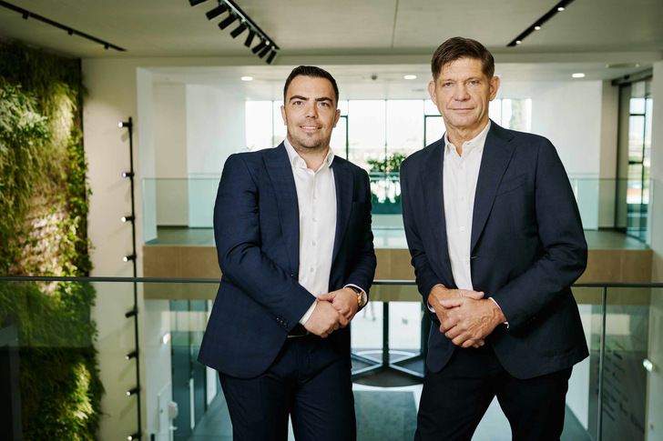 Kaloyan Velichkov, CEO and Founder of Sunotec, and CEO Bernhard Suchland - © Sunotec
