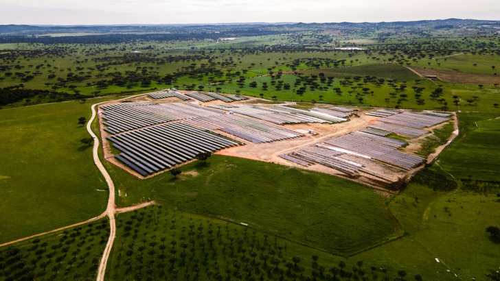 Solar farm of R.Power in Portugal, close to Evora. - © R.Power
