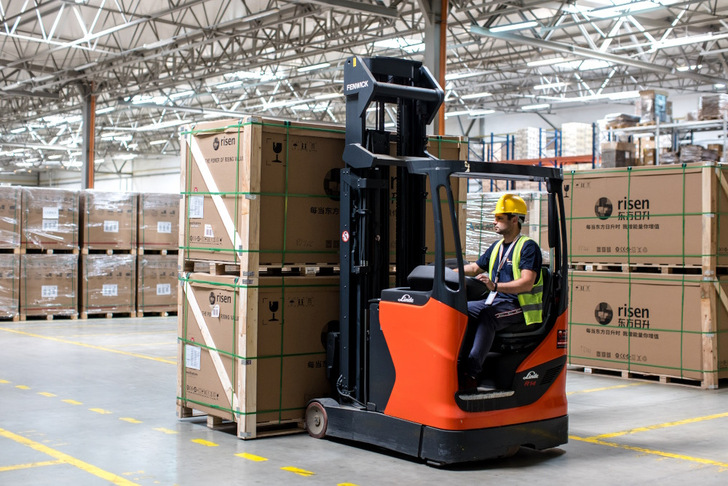 One of the Menlo Electric warehouses. - © Menlo Electric One of the Menlo Electric warehouses.