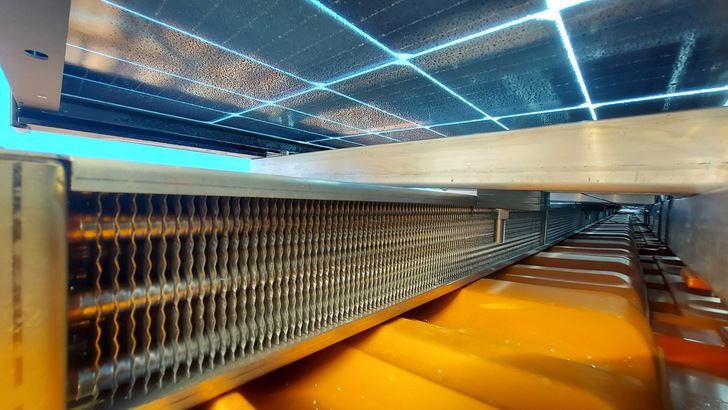 The roof heat exchanger under the solar thermal system. - © Maustronik The roof heat exchanger under the solar thermal system.