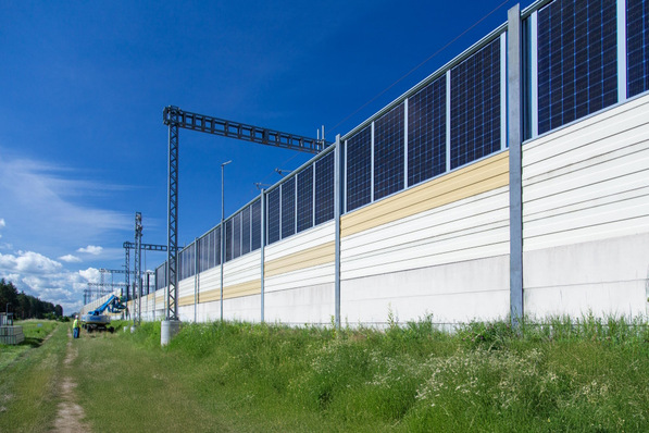© Solitek Letting sun in and keeping noise out – the barriers in installation alongside a railway near Vilnius.