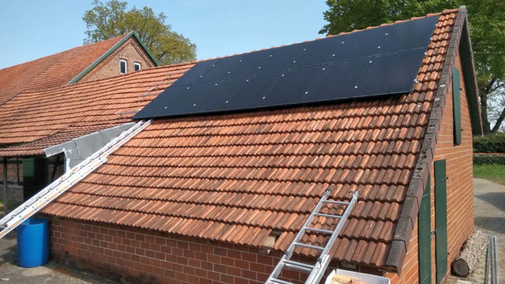 © My PV It all started with this solar installation. More modules were added later. The surplus flows into the hot water.