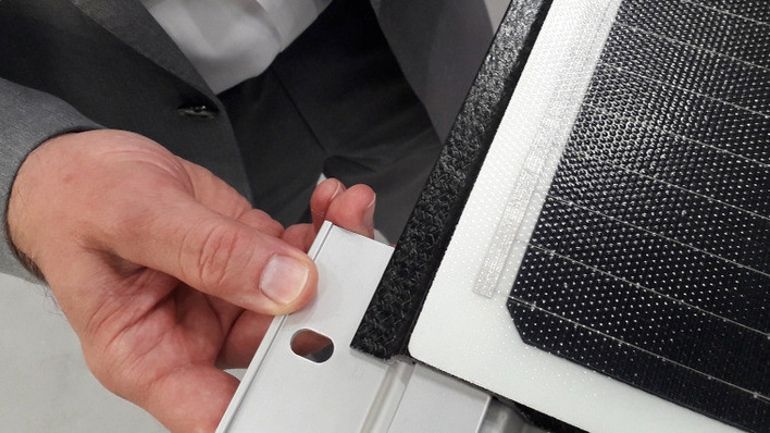 © Heiko Schwarzburger Getting a grip on the future of solar - much hope is invested in perovskite.