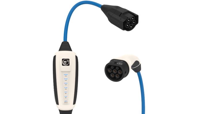 © DiniTech From Schuko to CEE, every socket becomes a charging point.