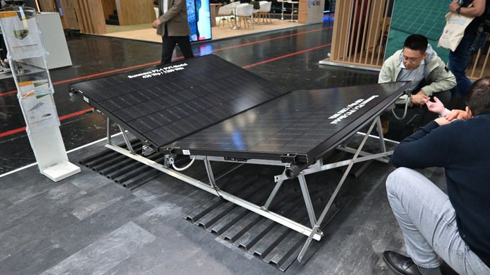 © Velka Botička The new green roof setup from Wagner Solar supports flexible module angles for tailored installs.